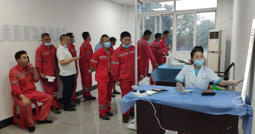 關(guān)愛職工 化機公司開展職業(yè)健康體檢(圖3) 圖片