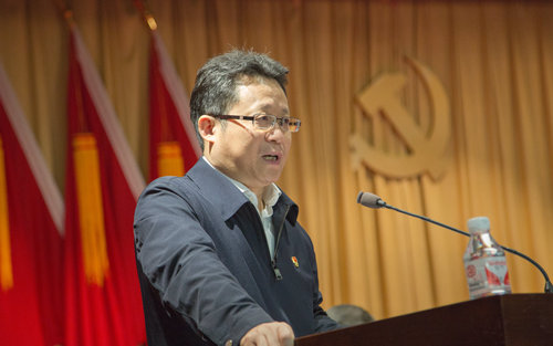 宜化集團召開2019年慶?！拔逡弧眹H勞動節(jié)暨表彰大會(圖12)