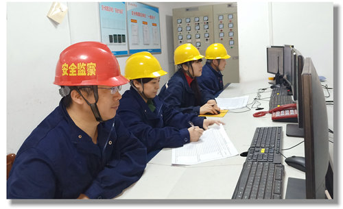 雙環(huán)公司把握四個(gè)關(guān)鍵 抓好班組日常安全管理(圖1) 雙環(huán)公司把握四個(gè)關(guān)鍵 抓好班組日常安全管理(圖1)