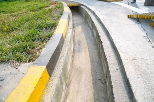 熱火朝天！集團總部140余人到股份公司氯堿分廠開展勞動(圖6)