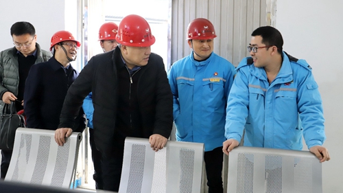 袁衛(wèi)東到股份、楚星和新項(xiàng)目現(xiàn)場(chǎng)調(diào)研(圖2)