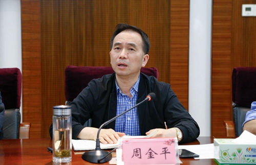 集團(tuán)召開10月份黨務(wù)和政務(wù)工作會(huì)議(圖2) 集團(tuán)召開10月份黨務(wù)和政務(wù)工作會(huì)議(圖2)