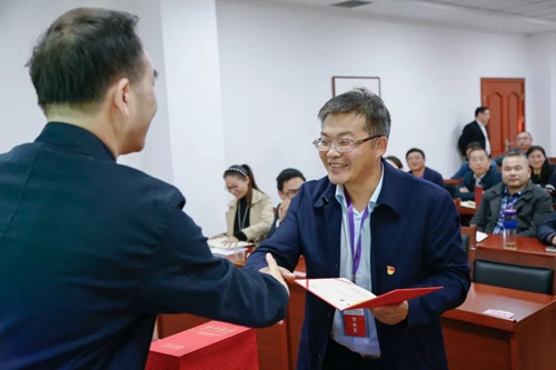 2019年度宜化集團(tuán)中層領(lǐng)導(dǎo)干部秋季培訓(xùn)班圓滿結(jié)束(圖2) 2019年度宜化集團(tuán)中層領(lǐng)導(dǎo)干部秋季培訓(xùn)班圓滿結(jié)束(圖2)