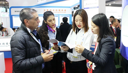 宜化集團(tuán)亮相中國國際涂料展(圖3) 宜化集團(tuán)亮相中國國際涂料展(圖3)