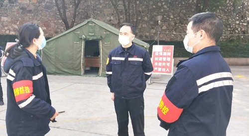 周金平先后到楚星公司、松滋肥業(yè)、實(shí)訓(xùn)基地和股份公司檢查疫情防控工作(圖4)