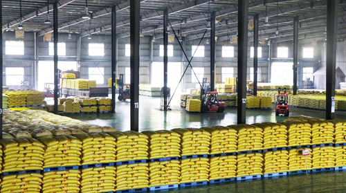 股份公司:履職盡責(zé)克難攻堅(jiān) 抓好磷肥生產(chǎn)保供應(yīng)(圖3) 股份公司:履職盡責(zé)克難攻堅(jiān) 抓好磷肥生產(chǎn)保供應(yīng)(圖3)