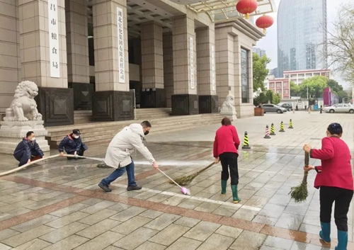 愛國(guó)衛(wèi)生月 我們?cè)谛袆?dòng)(圖7) 愛國(guó)衛(wèi)生月 我們?cè)谛袆?dòng)(圖7)