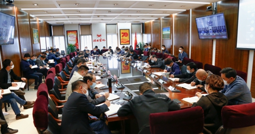 集團(tuán)召開工作調(diào)度會(huì)(圖1) 集團(tuán)召開工作調(diào)度會(huì)(圖1)