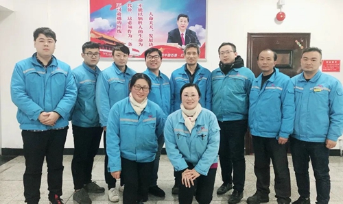 宜化兩個(gè)班組獲得宜昌市“工人先鋒號(hào)”榮譽(yù)稱(chēng)號(hào)(圖1) 宜化兩個(gè)班組獲得宜昌市“工人先鋒號(hào)”榮譽(yù)稱(chēng)號(hào)(圖1)