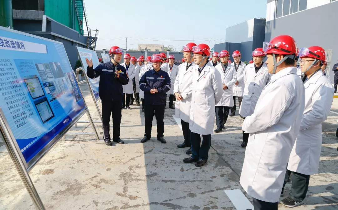 全省?；菲髽I(yè)安全設(shè)計(jì)診斷復(fù)核及專(zhuān)家駐企檢查幫扶工作現(xiàn)場(chǎng)會(huì)在宜召開(kāi)